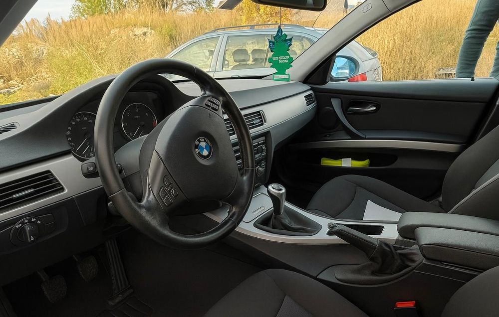 Vând bmw 318 d  2008