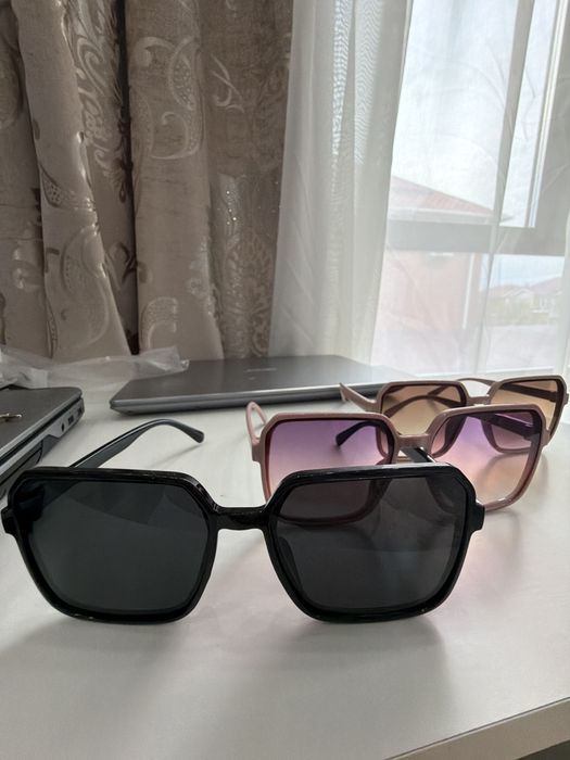 Очки солнцезащитные