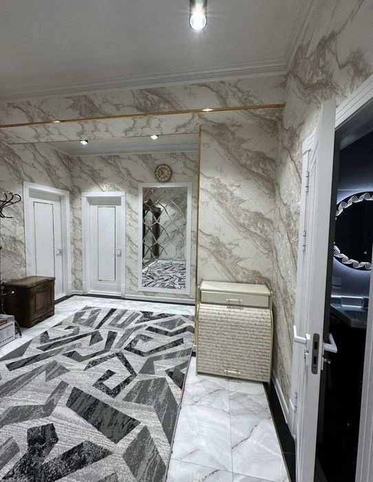 2 хоналик квартира 5 кават кирпичный дом, 7 микр