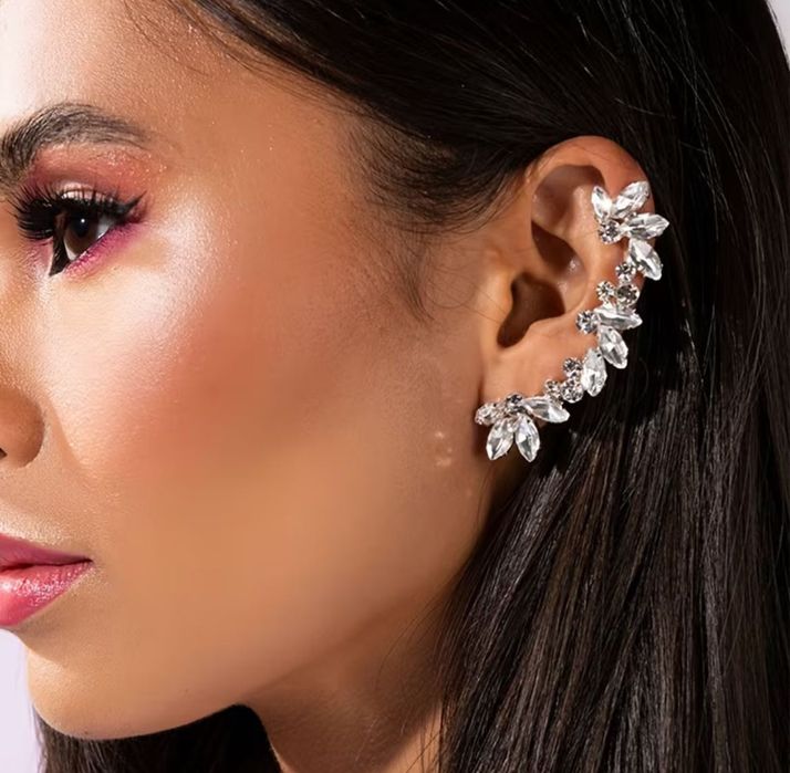 Дамски обеци за хрущял