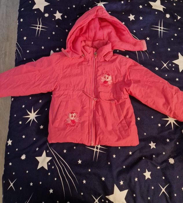 Costum şi  combinezon săniuş  pentru fetițe