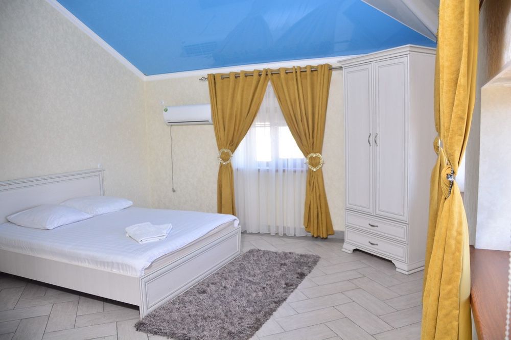 Элитный коттедж посуточно