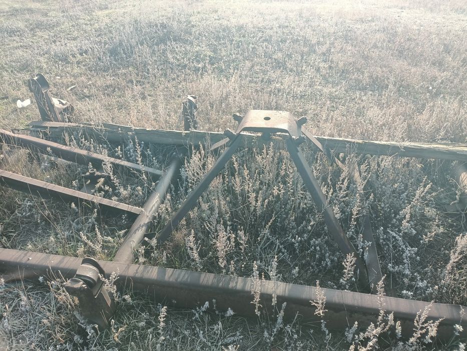 Продам раму 4 тонка