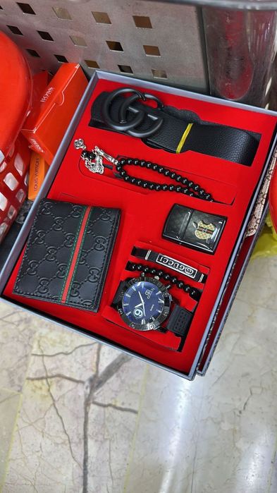 Мъжки подаръчни комплекти - различни модели - 35€