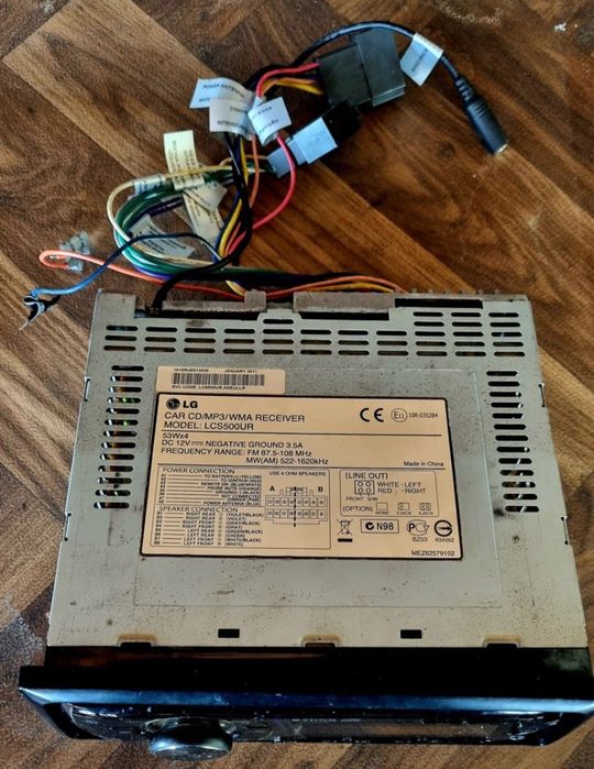 Lg Lcs500UR USB AUX MP3 CD Player 1DIN