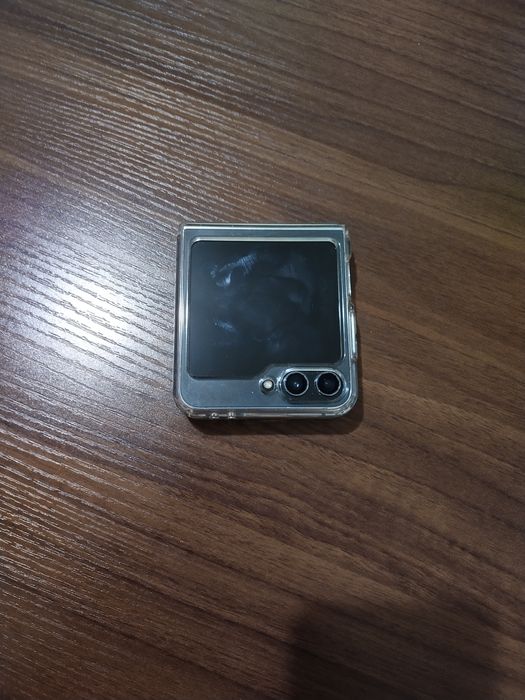 Samsung Galaxy Z Flip5