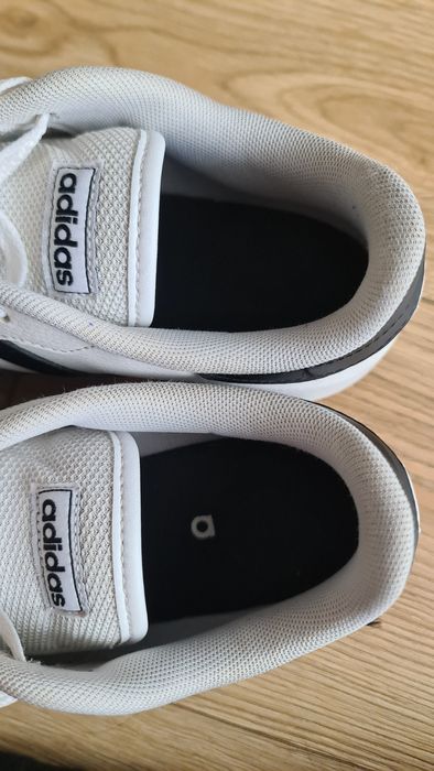 Papuci adidas stare buna