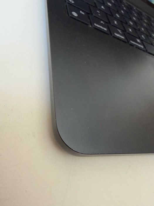 MacBook Air M2 8/256 91% Battery