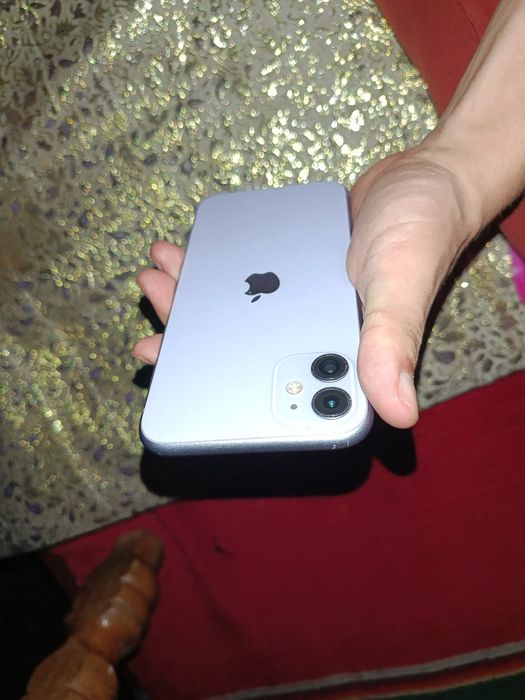 iPhone 11 128.  Fialetviy