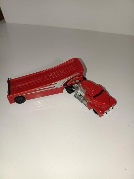 Продам автовоз hot wheels