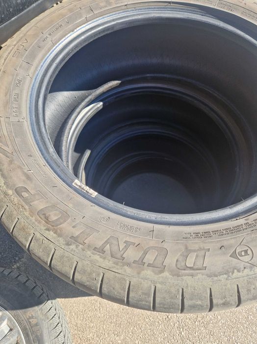 235 55 18 летни Dunlop гуми използвани