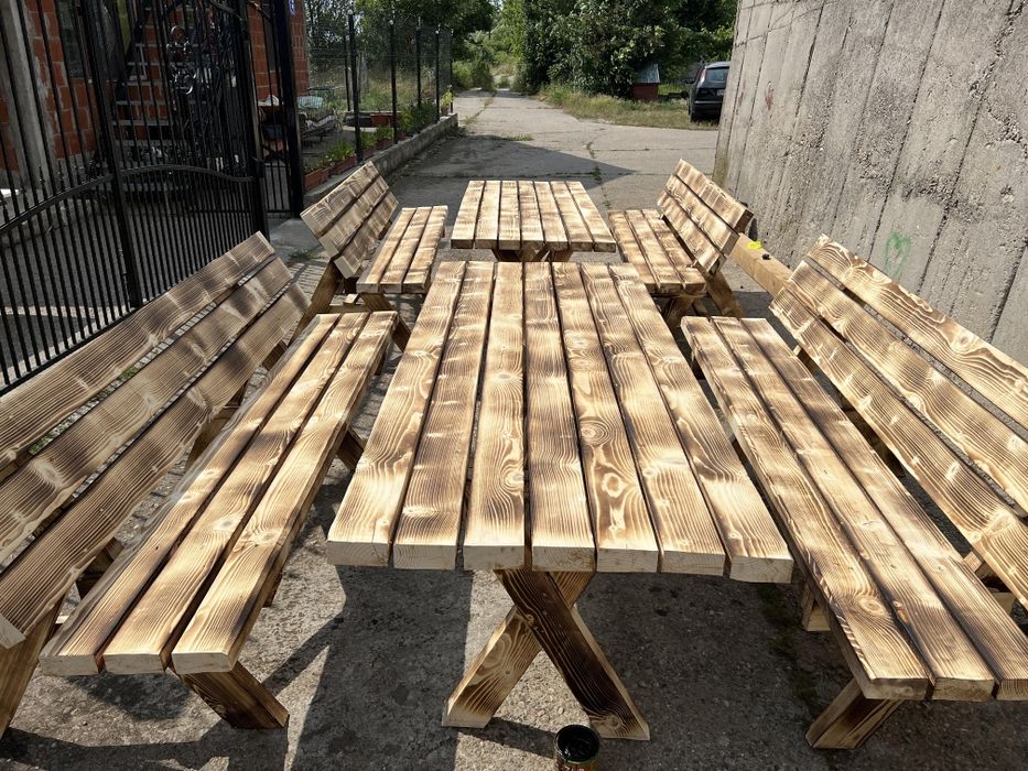 Mobilier rustic din buștean sau cherestea