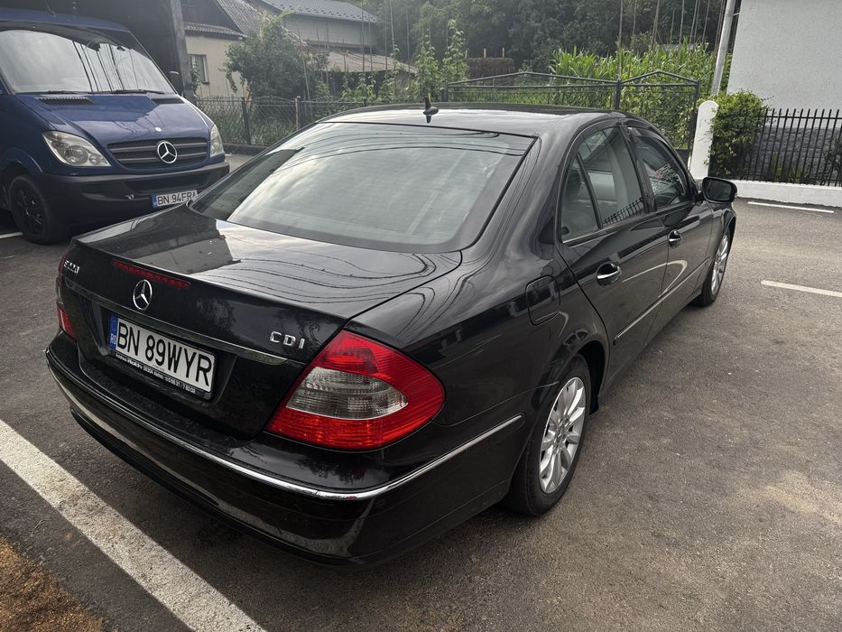 Mercedes Benz E clase W221