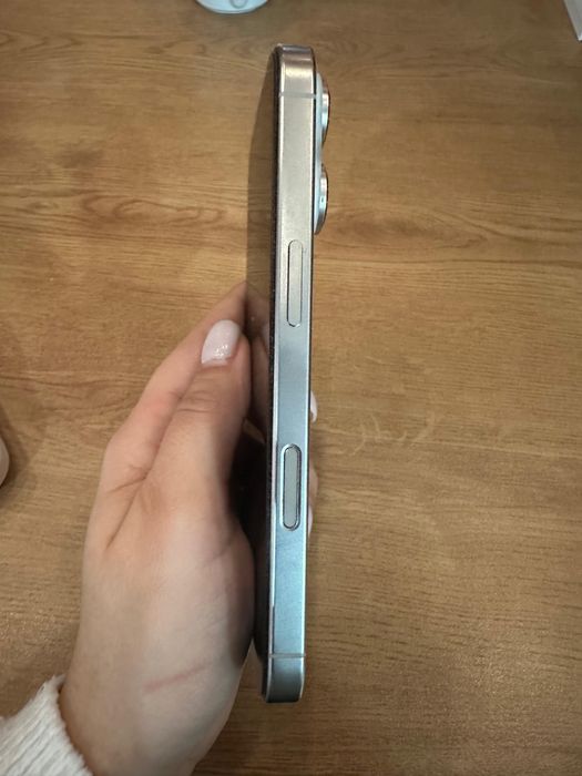 Iphone 16 pro 256 alb