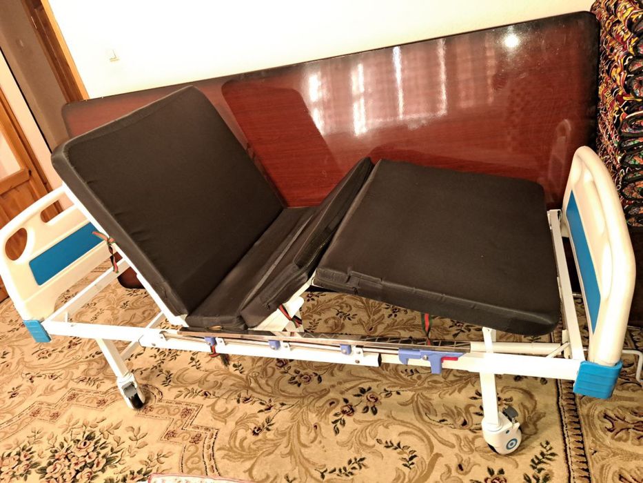 Продам кровать