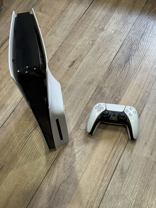 Продам PlayStation 5 slim (новый)