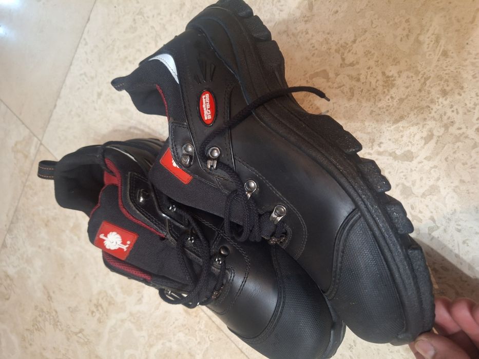 Bocanci engelbert strauss  bombeu