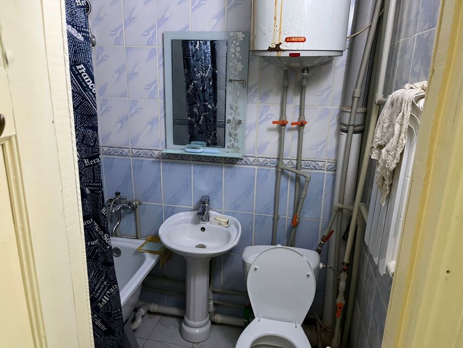 З комн квартира двух подьездный дом