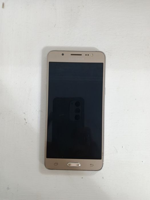 Samsung galaxy j5 (2016)