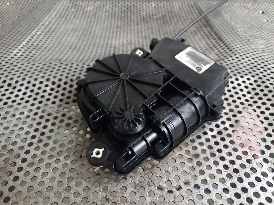 Motoras Soft Close Portbagaj Bmw Seria 7 F01 F02 Cod