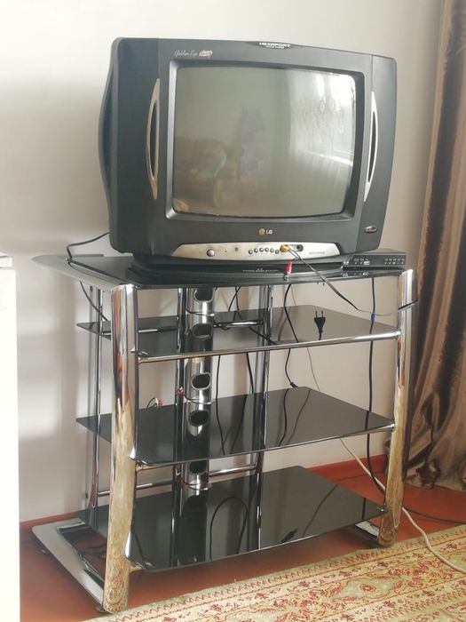 Подставка под телевизор