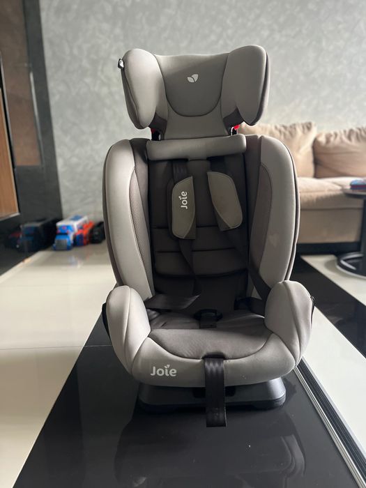 Scaun auto JOIE 9-36kg
