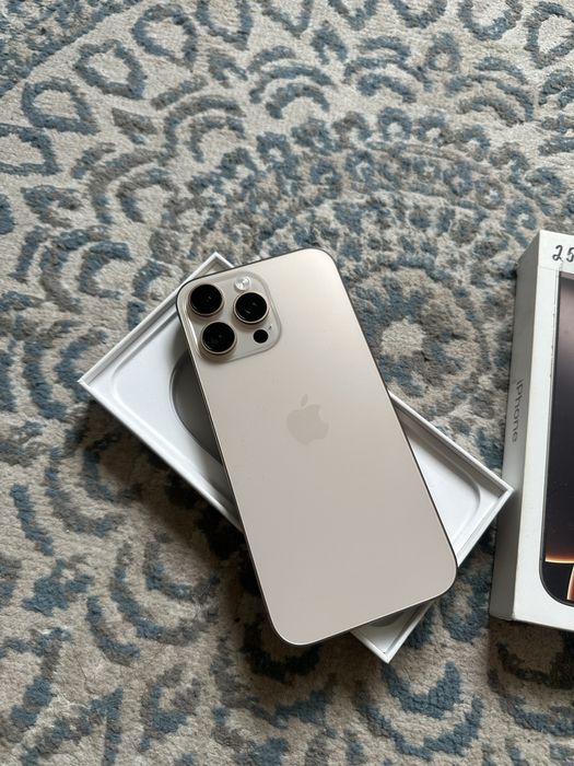 Iphone 16 pro max 256gb / Айфон 16 про макс 256гб