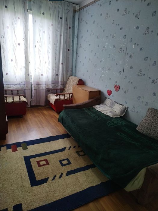 Продается своя 3х комнатная квартира на Чиланзаре.