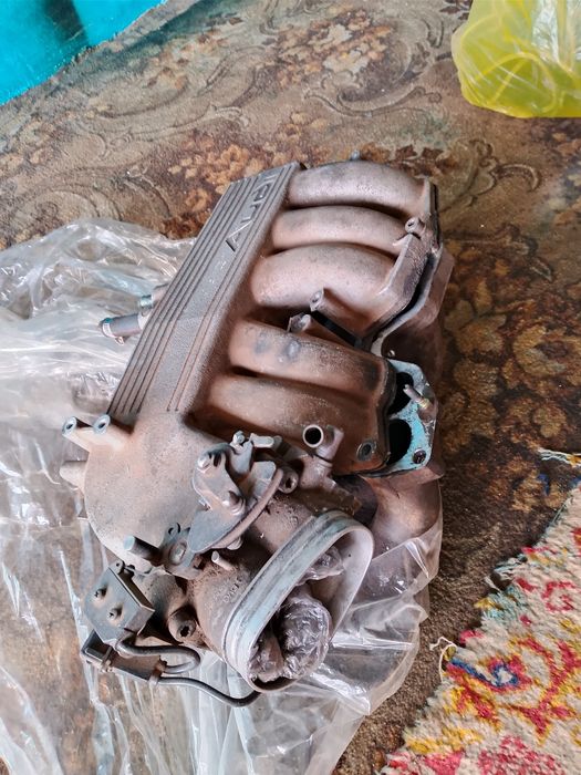 Продам Ауди 100 с 4 запчасти