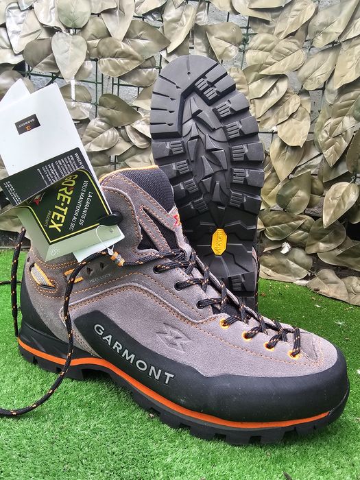 Garmont bocanci de munte