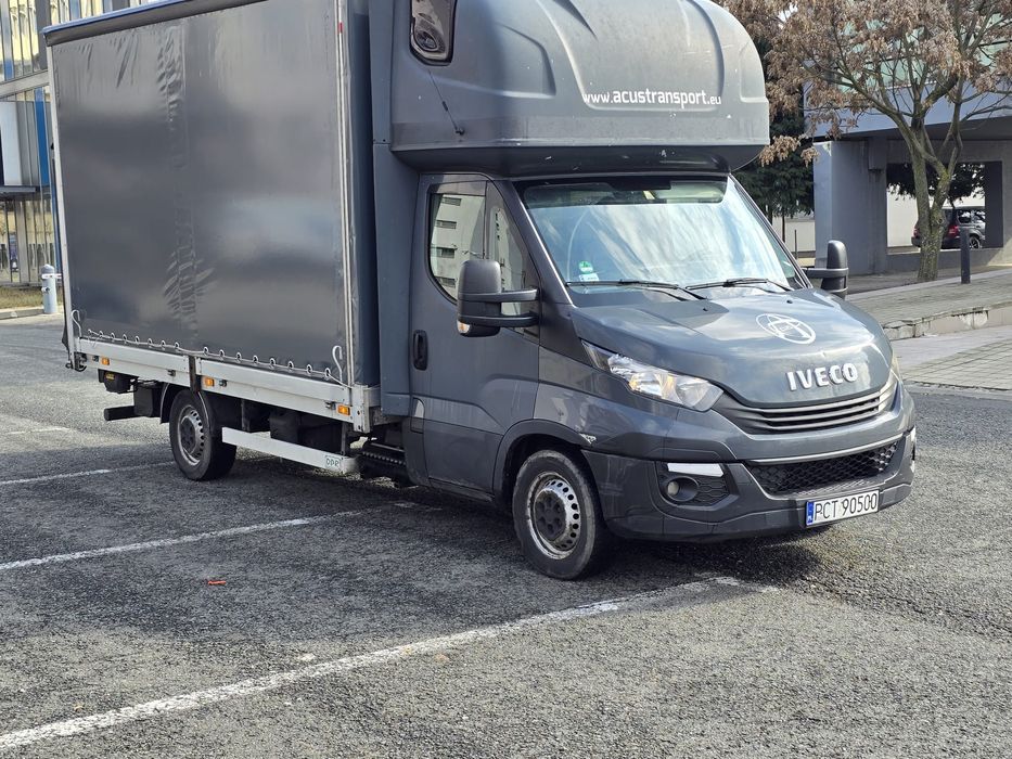 Vând Iveco Daily 35 S 18 cu lift