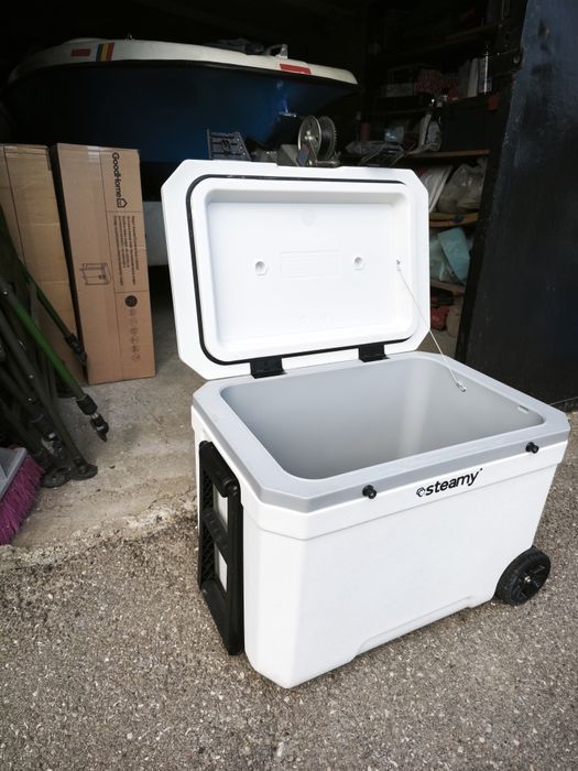 Lada frigorifica pasiva Steamy Marine 45
Roller, 45 litri, alb