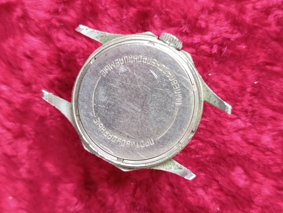 Часы механические мужские Слава , Чайка  ( СССР )