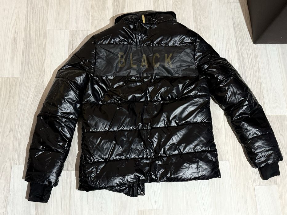 Продавам зимно яке