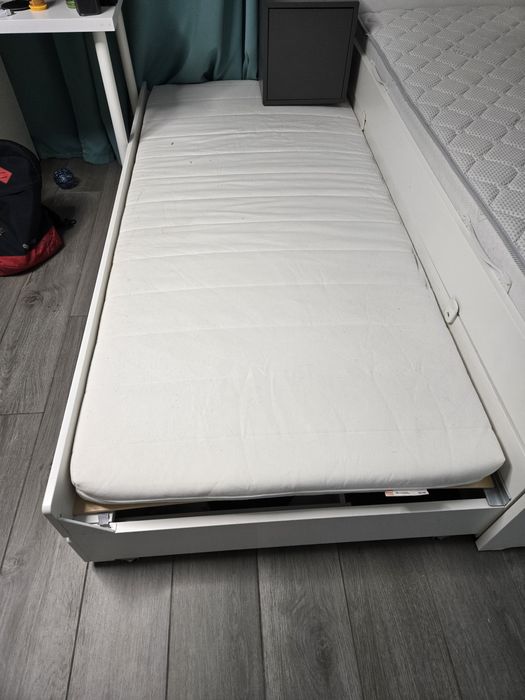 Pat de 90x200 cm cu pat suplimentar