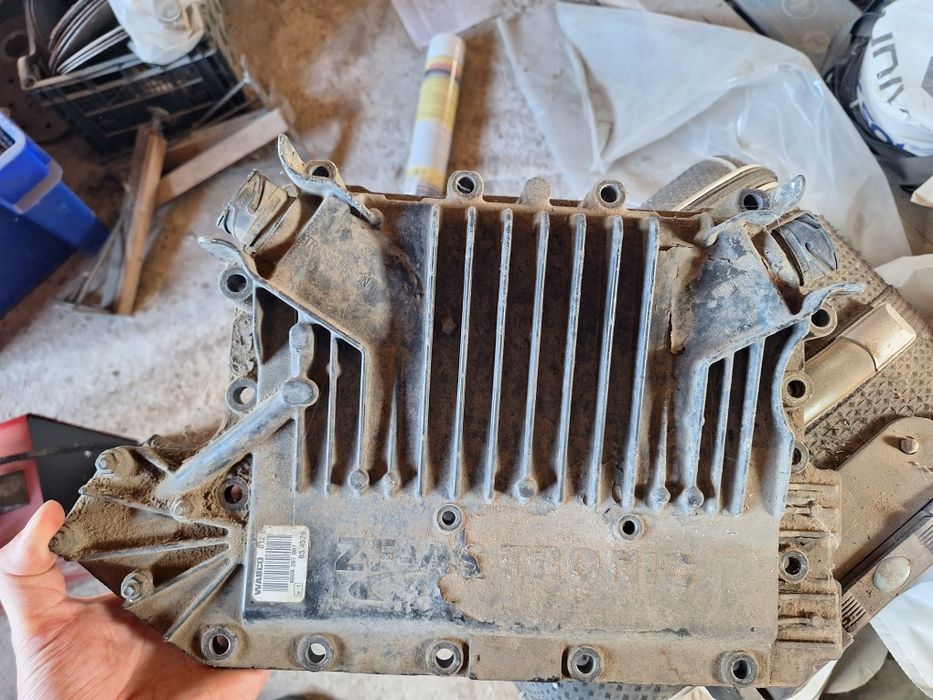 Radiator/racitor si calculator astronic cutie ZF automata MAN TGX