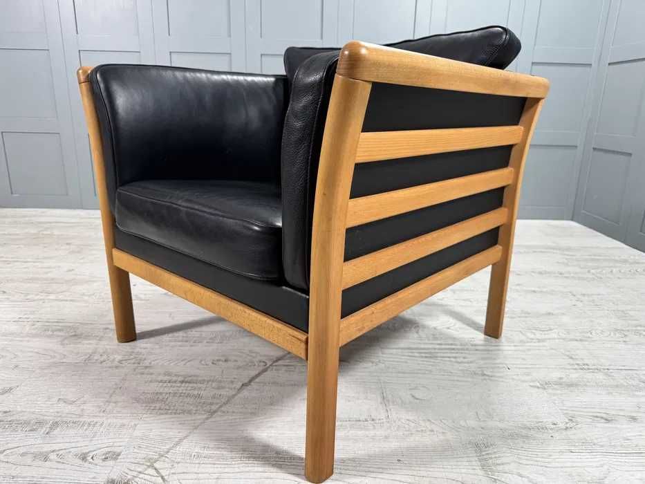 Кожено датско кресло - фотьойл SKALMA Д1139-Д