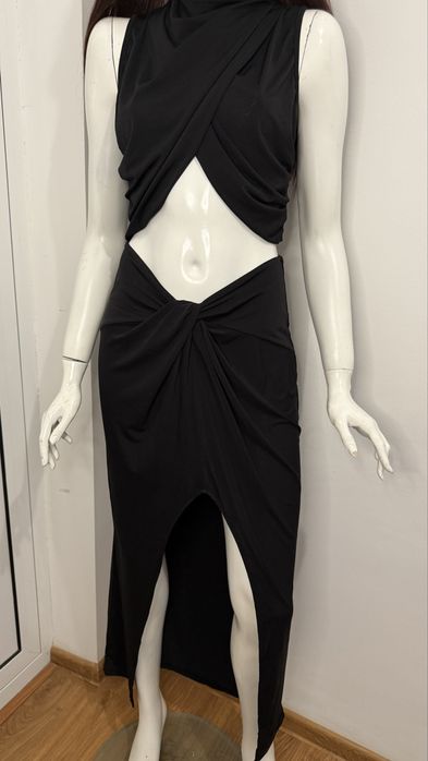 Комлект от пола с цепка с бюстие