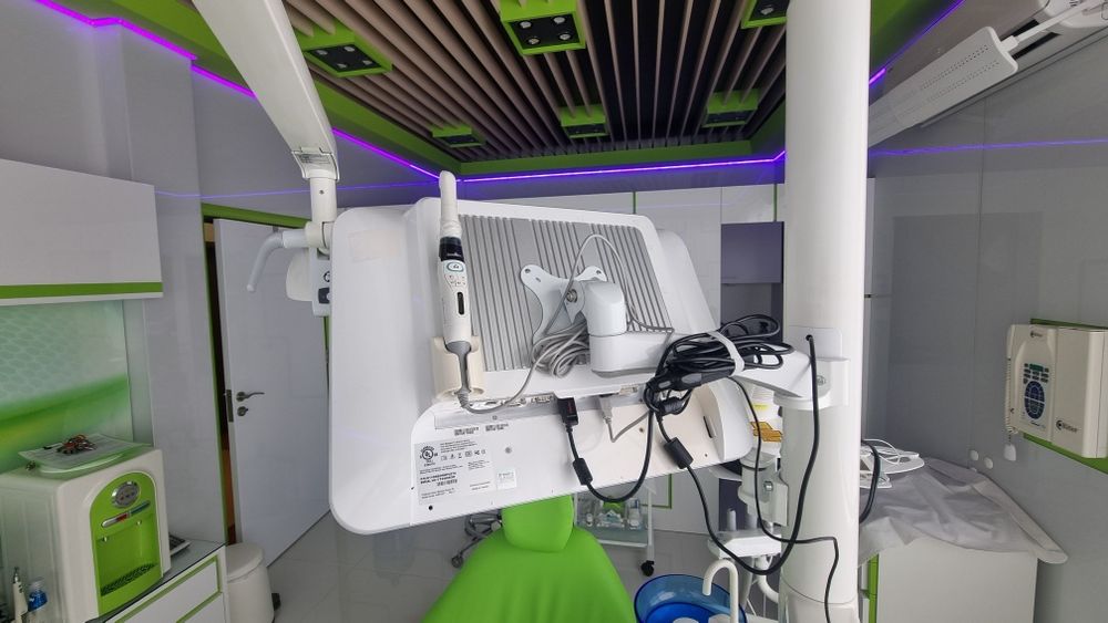 Стоматологичен  стол Planmeca в комплект с компресор, аспирация