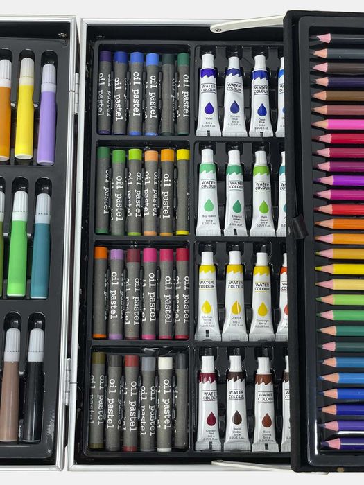 Qalam toplami eng arzon narxlarda yetkazib berish bilan bolalar uchun.