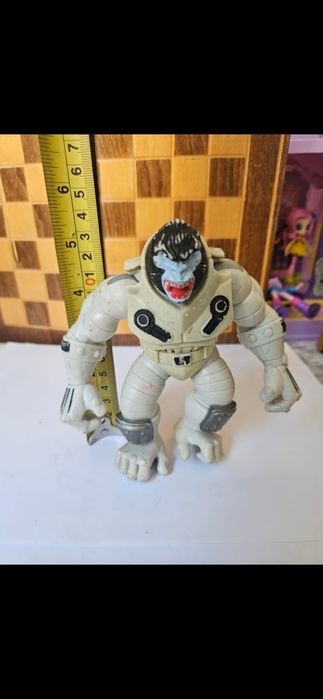 Space monkei Hei anul 1995