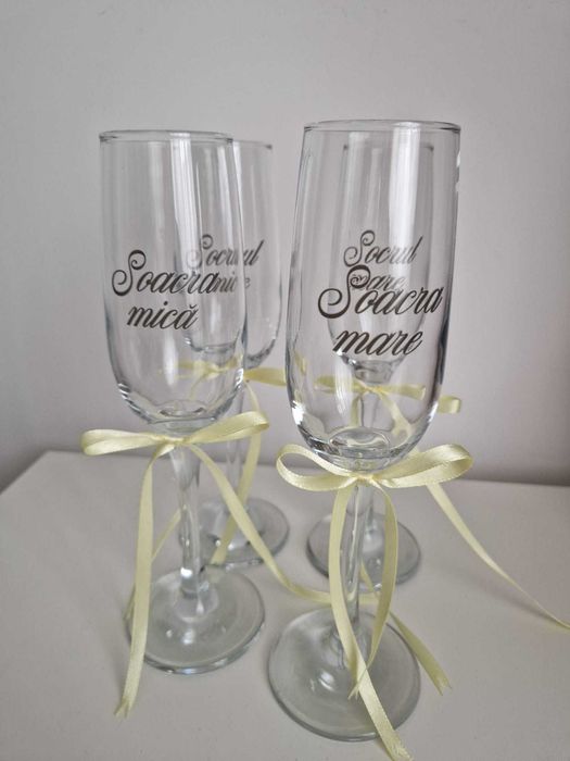 Pahare set de 4 pentru sampanie socrii mari si mici pentru nunta