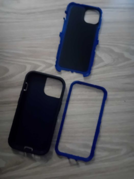 Калъф айфон 13 .Състой се от три части .