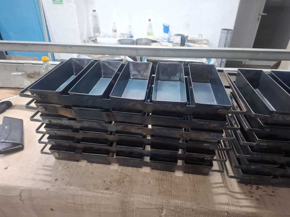 Tavi de copt la baterie de 2,3,4,5