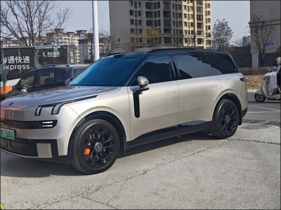 Аксессуары для Lynk co 900