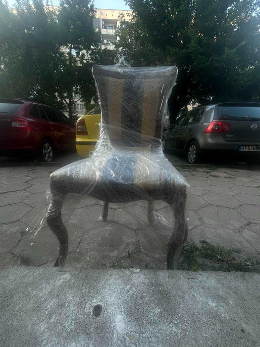 Столове от масив старомодни