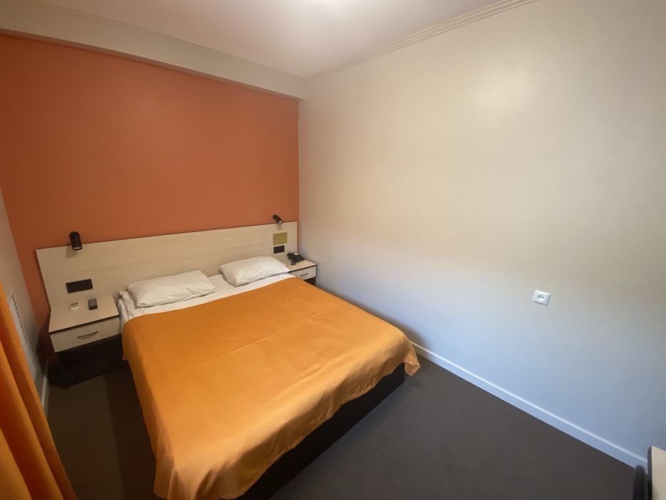 Гостиница, чубары