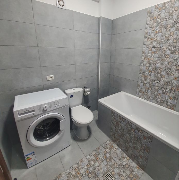 De inchiriat! -apartament cu 2 camere!