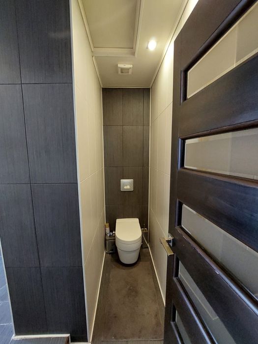 Продам 3 комн квартиру район Достык Молл