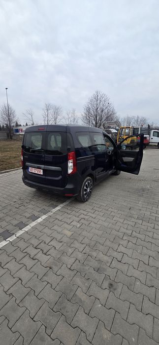 Vand Dacia dokker